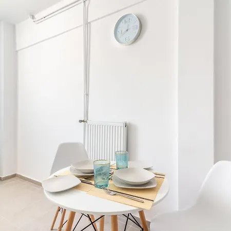 Brand New Near Downtown Appartement *